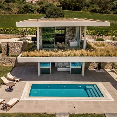 Varko Luxury Suites Paleros Екстериор снимка