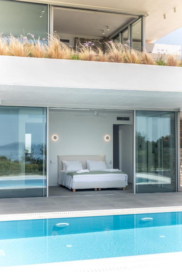 Varko Luxury Suites Paleros Екстериор снимка
